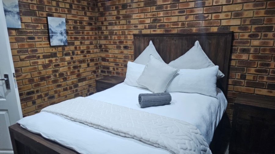 4 Bedroom Property for Sale in Zilkaatsnek North West